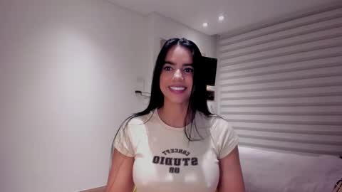 Sofi Saenzz  online show from October 7, 12:08 am