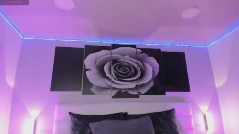 sofi_sp online show from November 5, 11:32 am