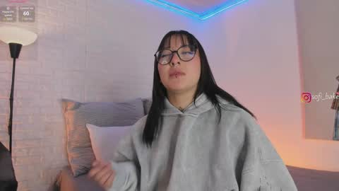 Snapshot of sofi_sp chatting on June 1, 11:34 am sofi_sp online show from June 1, 11:34 am