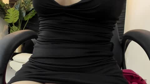 Skarlett online show from December 12, 4:53 pm