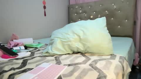Snapshot of sofia8428 chatting on June 1, 12:12 am sofia8428 online show from June 1, 12:12 am
