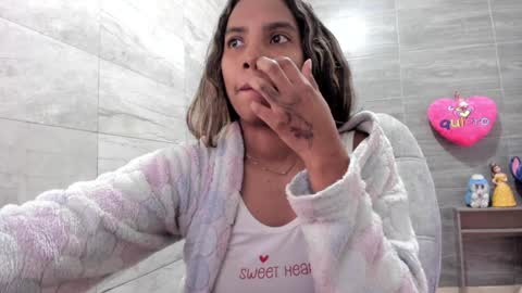 Snapshot of sofia86379 chatting on January 27, 9:44 pm sofia86379 online show from January 27, 9:44 pm