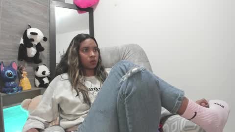 Snapshot of sofia86379 chatting on March 12, 3:13 am sofia86379 online show from March 12, 3:13 am