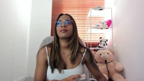 Snapshot of sofia86379 chatting on January 8, 8:11 pm sofia86379 online show from January 8, 8:11 pm