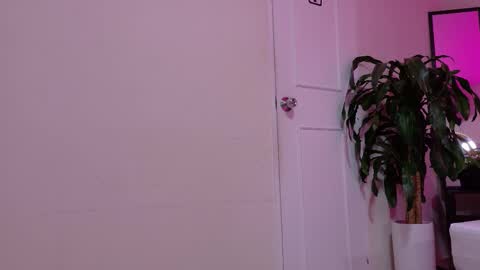 sofia__salazar online show from February 5, 11:48 am