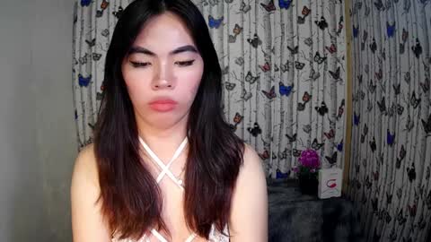 Snapshot of sofia_ava24 chatting on December 15, 8:08 am Chady online show from December 15, 8:08 am