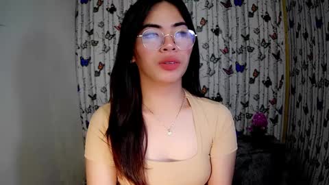 Snapshot of sofia_ava24 chatting on January 1, 6:05 am Chady online show from January 1, 6:05 am