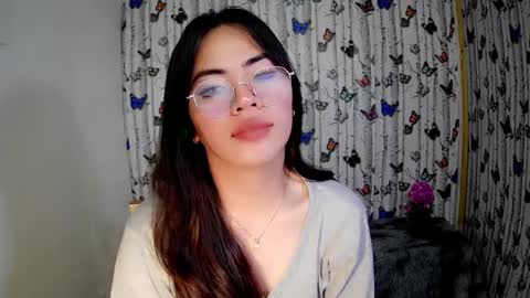 Snapshot of sofia_ava24 chatting on January 3, 1:27 am Chady online show from January 3, 1:27 am