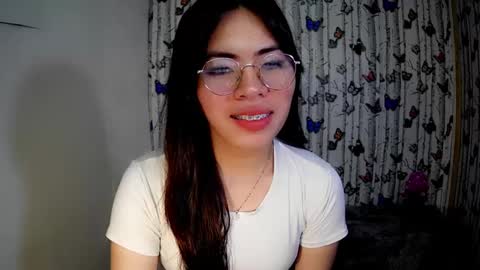 Snapshot of sofia_ava24 chatting on January 4, 3:18 am Chady online show from January 4, 3:18 am