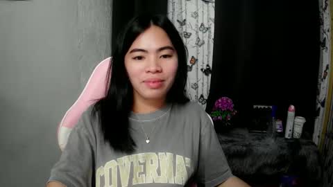 Snapshot of sofia_ava24 chatting on March 12, 7:03 am Chady online show from March 12, 7:03 am