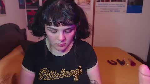 Sofi online show from March 8, 8:57 pm