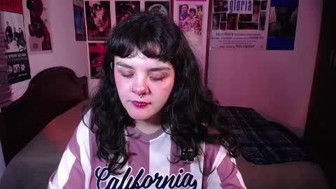 Snapshot of sofia_coolle chatting on March 17, 4:06 am Sofi online show from March 17, 4:06 am