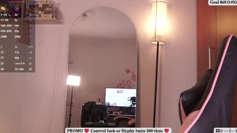 Snapshot of sofia_dream7 chatting on October 31, 12:22 am Sofi online show from October 31, 12:22 am