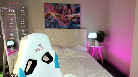 Snapshot of sofia_gaze chatting on March 16, 2:39 am Sofia Gaze online show from March 16, 2:39 am