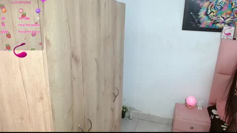 Snapshot of sofia_gold_ chatting on January 28, 8:15 pm sofia online show from January 28, 8:15 pm