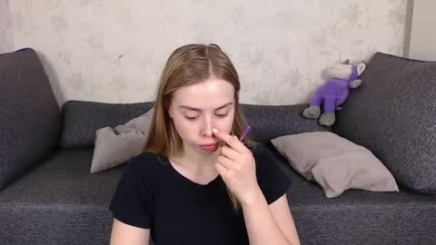 Snapshot of sofia_here chatting on April 10, 12:05 am Sofia here online show from April 10, 12:05 am