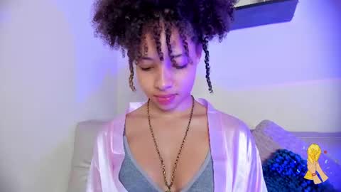 Snapshot of sofia_kay_ chatting on June 18, 8:24 pm S O F I A online show from June 18, 8:24 pm