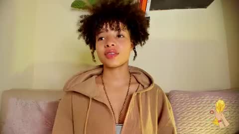 Snapshot of sofia_kay_ chatting on June 19, 9:40 pm S O F I A online show from June 19, 9:40 pm