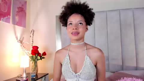 Snapshot of sofia_kay_ chatting on July 23, 7:34 pm S O F I A online show from July 23, 7:34 pm