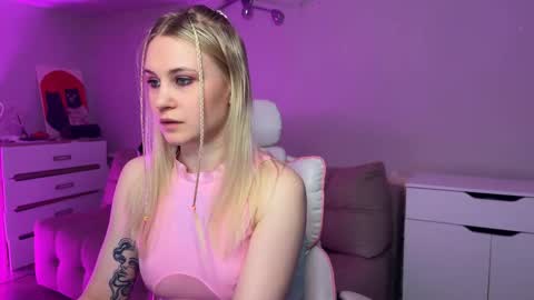 Sofia online show from February 2, 3:38 am