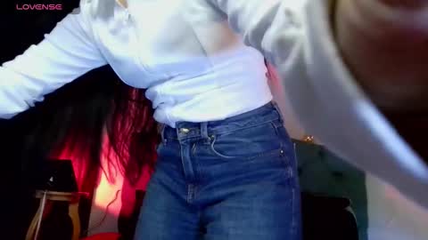 sofia_lara28 online show from February 14, 4:20 am