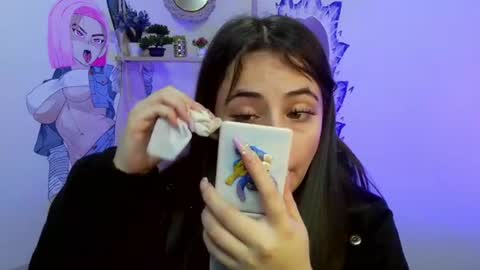 Snapshot of sofia_lara28 chatting on July 15, 1:05 pm sofia_lara28 online show from July 15, 1:05 pm
