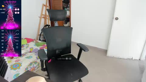 Snapshot of sofia_new chatting on December 2, 2:52 pm sofia_new online show from December 2, 2:52 pm