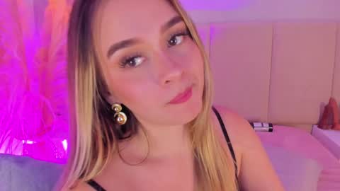 SOFIA PAMELA online show from February 25, 1:30 am