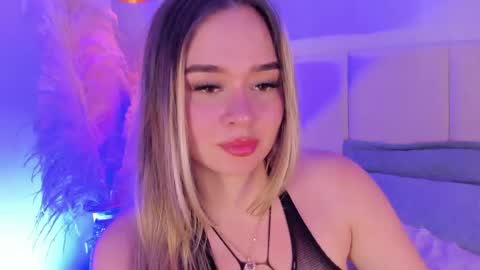 SOFIA PAMELA online show from March 1, 1:22 am