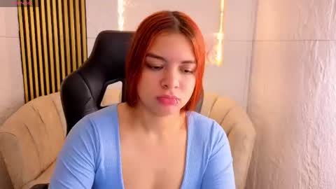 Snapshot of sofia_red_cn chatting on July 8, 1:59 pm sofia_red_cn online show from July 8, 1:59 pm