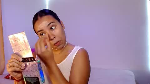 Snapshot of sofia_rios07 chatting on December 1, 3:11 am IG online show from December 1, 3:11 am