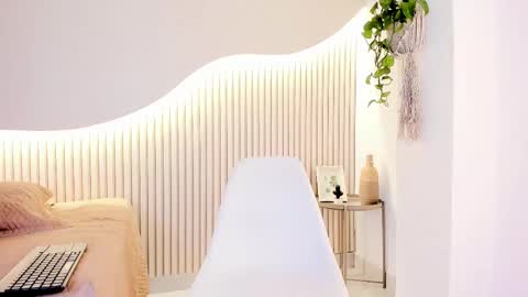 Snapshot of sofia_riveraa chatting on March 12, 6:47 pm SOFIA online show from March 12, 6:47 pm