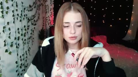 sofia_rosemary online show from October 1, 1:28 pm