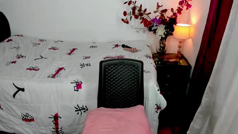 sofia_sorceress online show from December 23, 11:17 pm