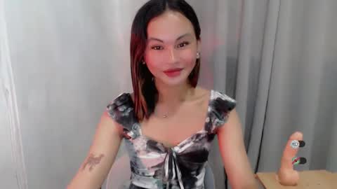 sofia_sweetheart18 online show from December 2, 12:38 am