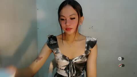 sofia_sweetheart18 online show from December 3, 2:48 pm