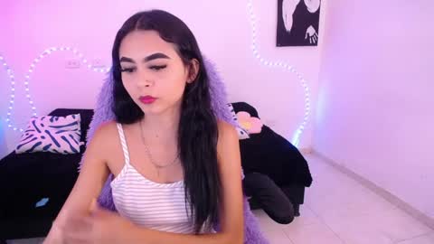 Snapshot of sofia_tgn chatting on May 2, 6:24 pm sofia_tgn online show from May 2, 6:24 pm