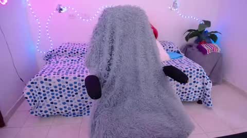 Snapshot of sofia_tgn chatting on June 2, 6:43 pm sofia_tgn online show from June 2, 6:43 pm