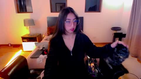 SOFIA online show from December 16, 1:10 am