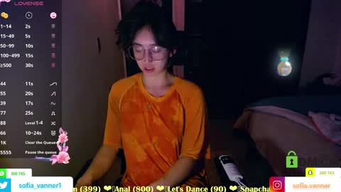 Snapshot of sofia_vanner chatting on April 2, 2:42 am SOFIA online show from April 2, 2:42 am