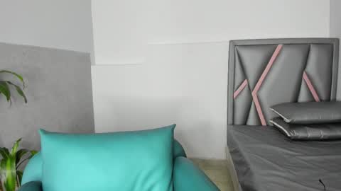 Sofa online show from September 26, 11:58 am