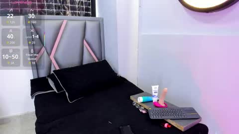 Sofa online show from November 17, 12:22 pm