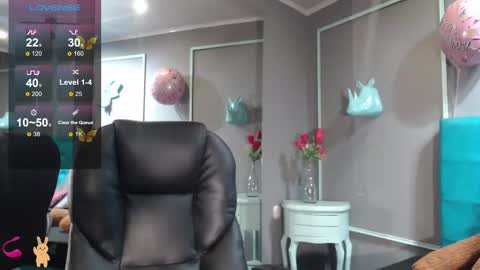 Sofa online show from March 12, 11:09 am
