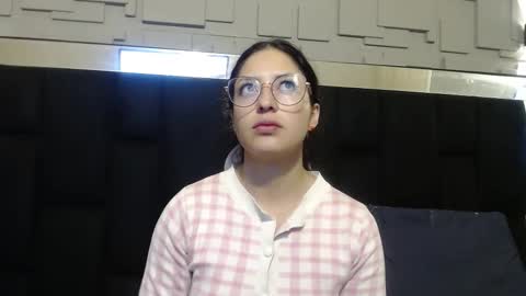 Snapshot of sofia_white3 chatting on September 21, 11:01 am Sofa online show from September 21, 11:01 am