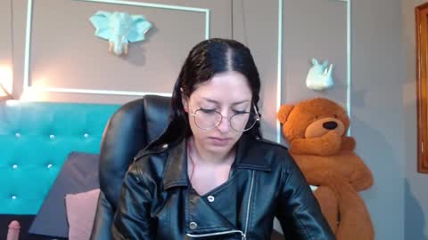 Snapshot of sofia_white3 chatting on October 4, 11:08 am Sofa online show from October 4, 11:08 am