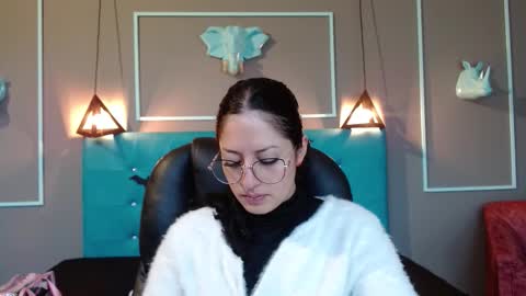 Snapshot of sofia_white3 chatting on October 12, 11:09 am Sofa online show from October 12, 11:09 am