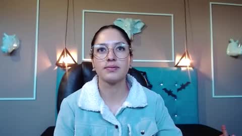 Snapshot of sofia_white3 chatting on October 19, 11:11 am Sofa online show from October 19, 11:11 am