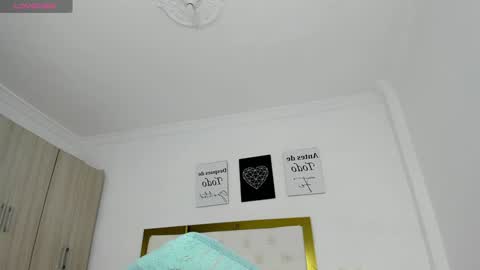 Sara online show from February 3, 7:51 am