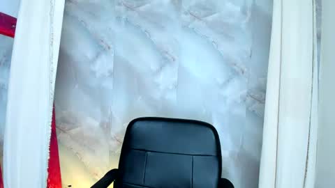 sofiacastillo01 online show from July 3, 1:50 pm