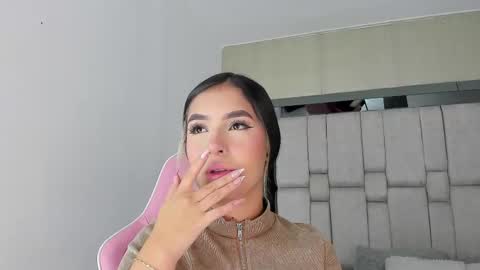 Snapshot of sofiacortez chatting on March 3, 11:44 am Sofia online show from March 3, 11:44 am